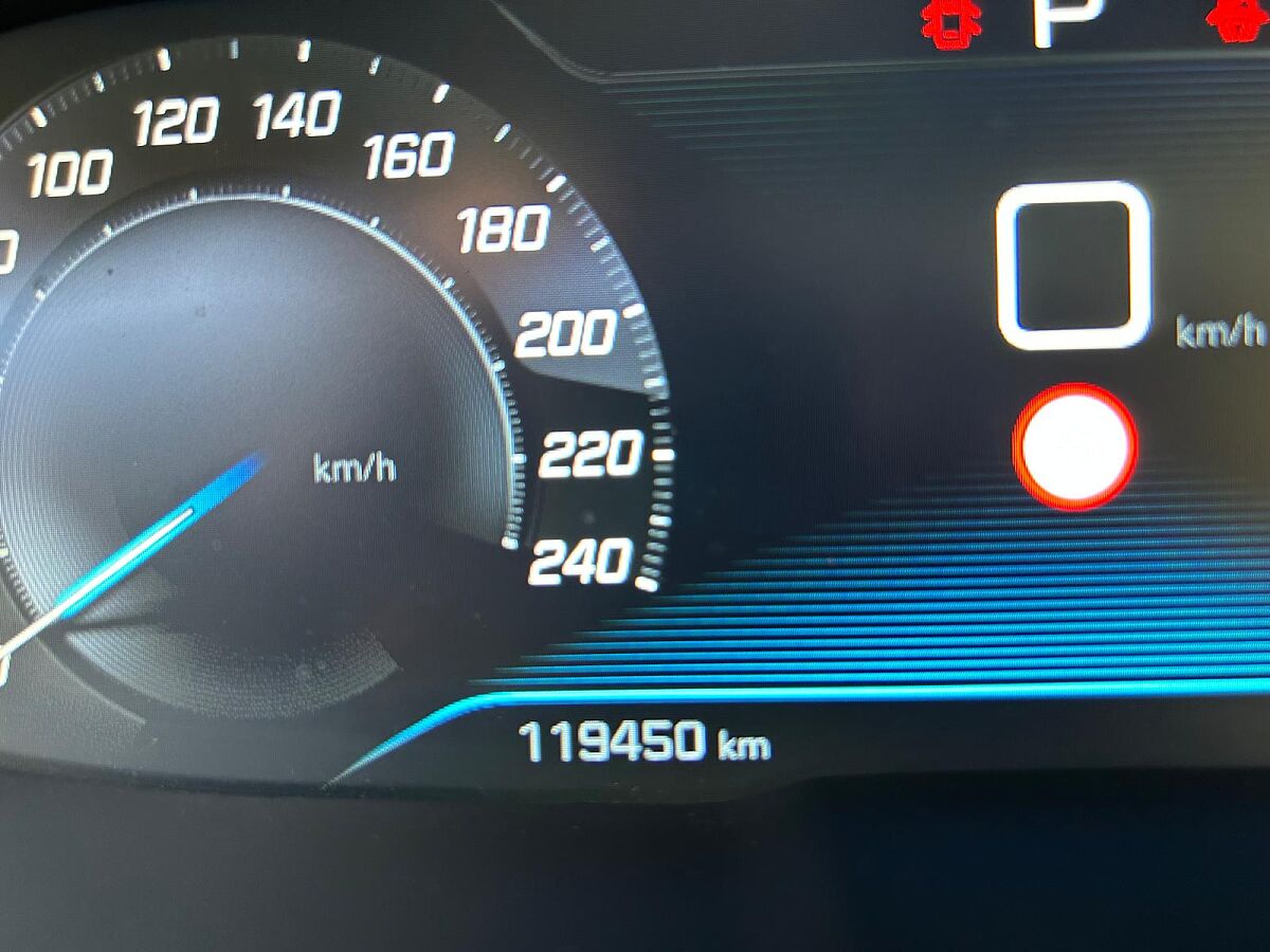 PEUGEOT 3008 ALLURE 1.2 E-THP AUTO SPANISH LHD IN SPAIN 74000 MILES SUPERB 2017